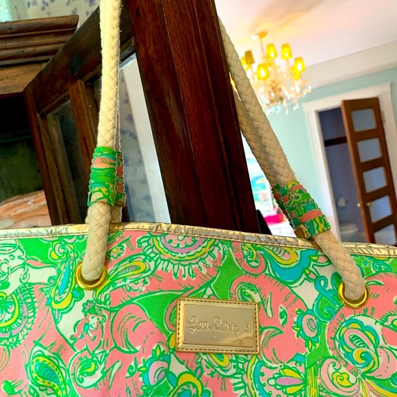 Lily Pulitzer canvas bag 🐠🩵🌸🏝️✨ - Picture 3 of 9